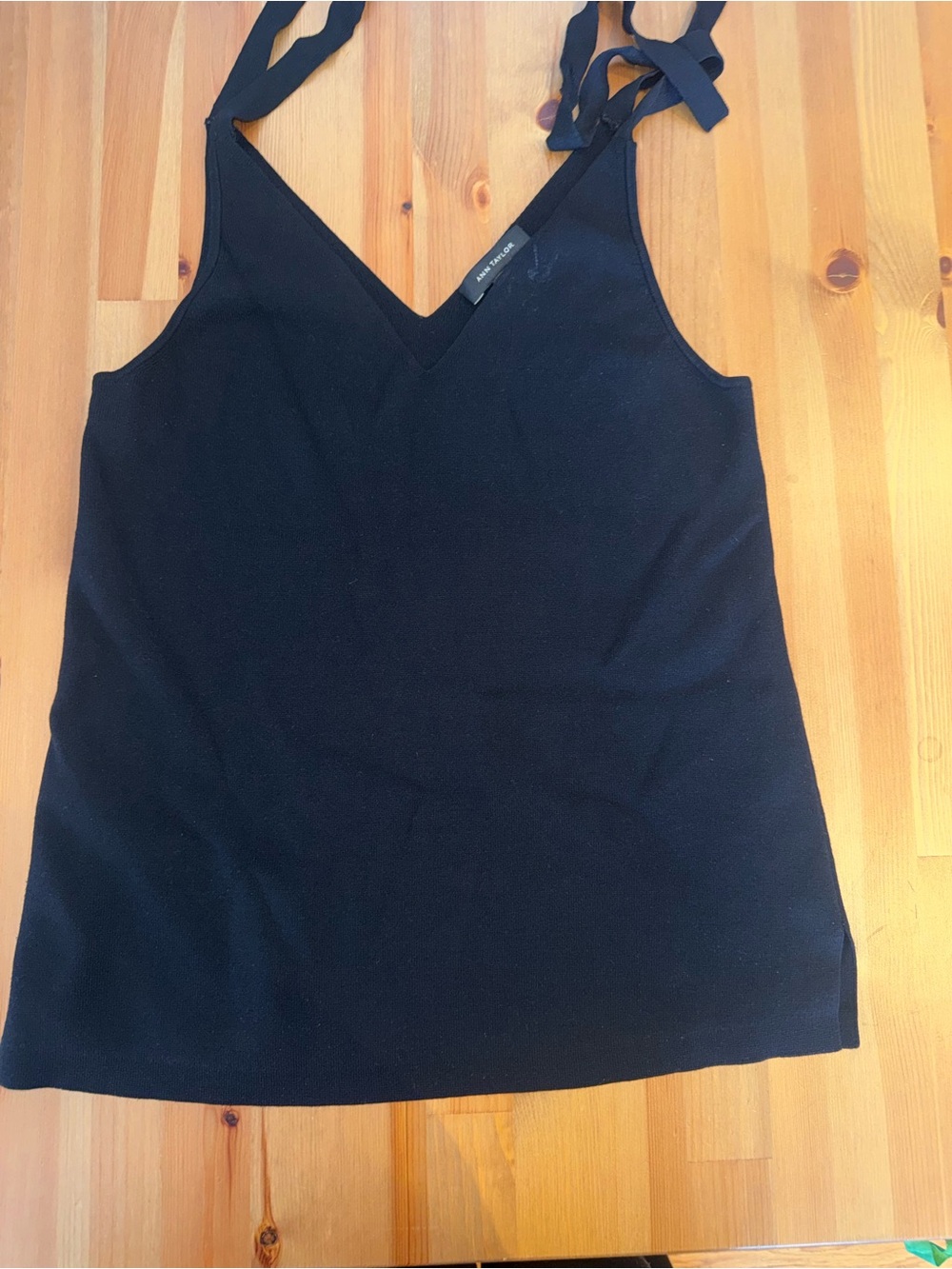 Ann Taylor Black V-Neck Tie-Shoulder Camisole